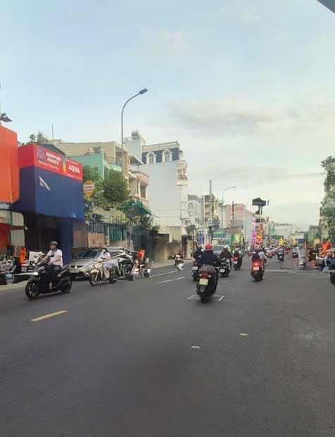 ĐẤT VÀNG 2 MẶT HẺM – HỒNG LẠC, TÂN BÌNH – GẦN 500M² – ĐẦU TƯ SINH LỜI – CHỈ NHỈNH 40 TỶ<br><br><br><br>. - Ảnh chính